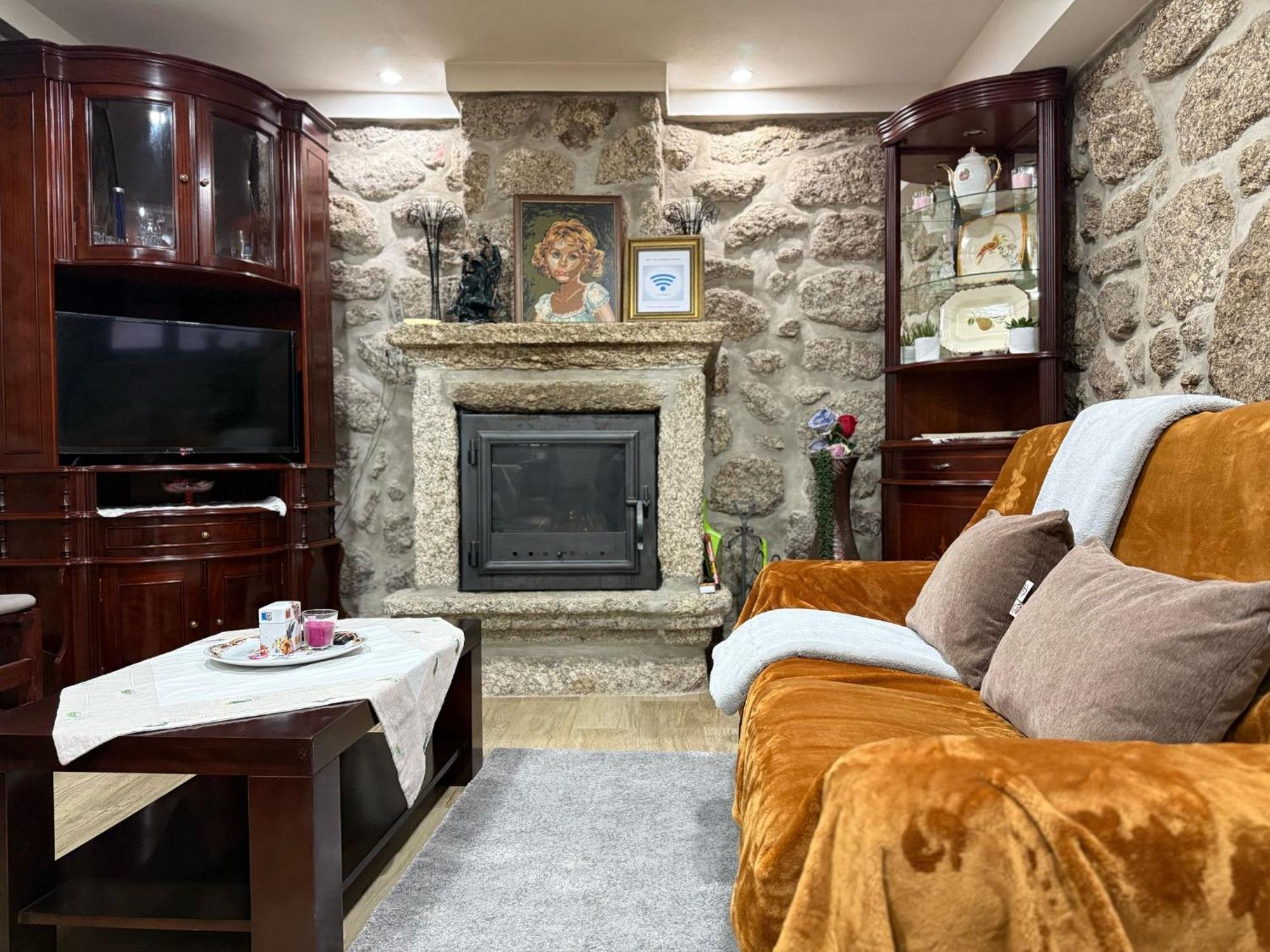 Вілла Casa Carlinhos Da Carreira Терраш-де-Бору Екстер'єр фото