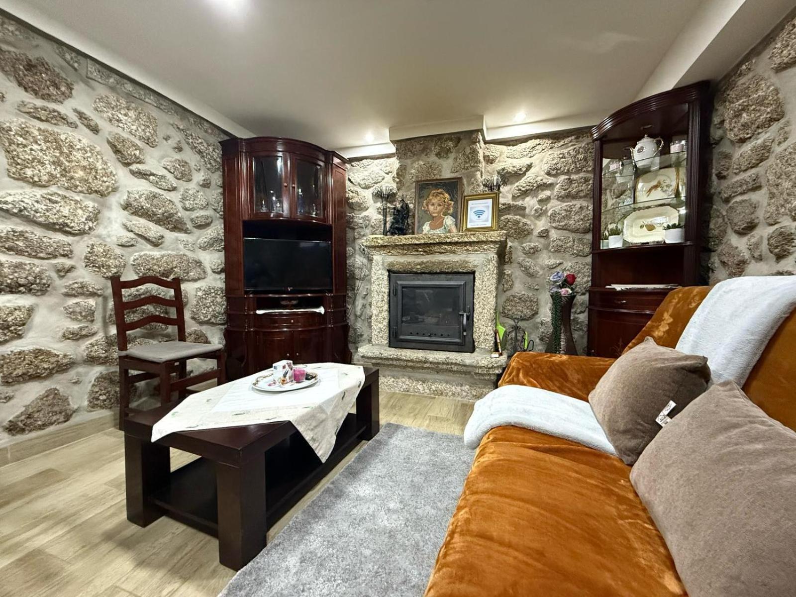 Вілла Casa Carlinhos Da Carreira Терраш-де-Бору Екстер'єр фото